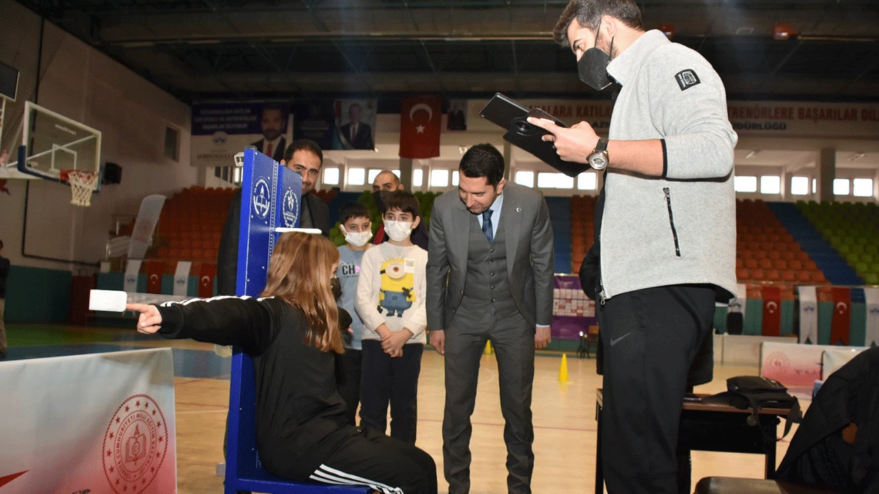 Elazığ’da başlatılan sportif yetenek taramalarında hedef 20 bin genç