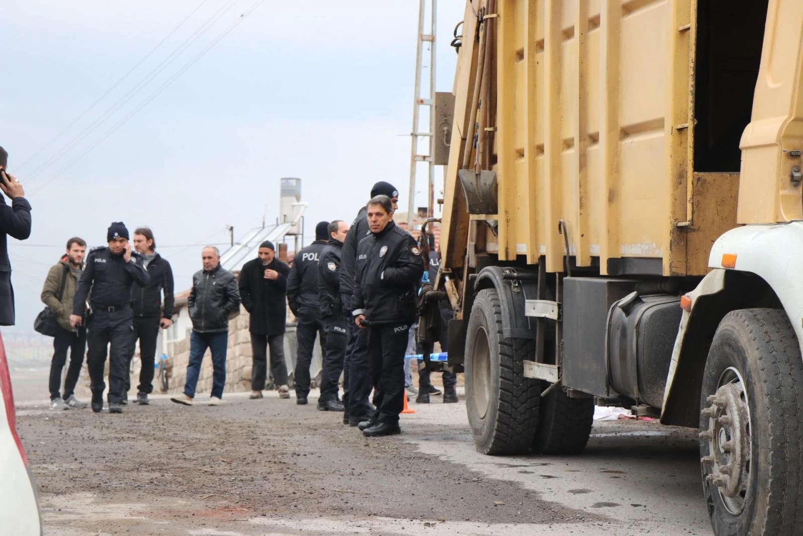 Küçük Filiz okul yolunda can verdi