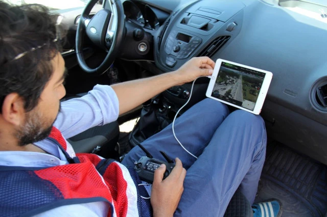Jandarma ve polisten droneli trafik denetimi