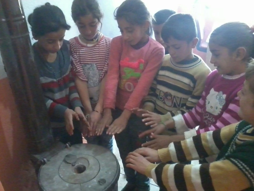 Fotoğrafları gören öğrenciler seferber oldu