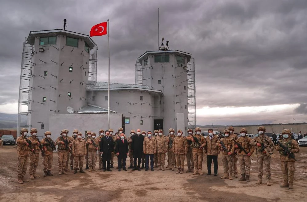 Bakan Soylu, Yaygınyurt Yaşam Kulesi'ni ziyaret etti