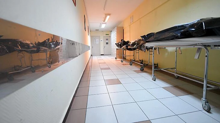 Romanya'da hastaneler cesetlerle doldu: Adeta savaşın içindeler