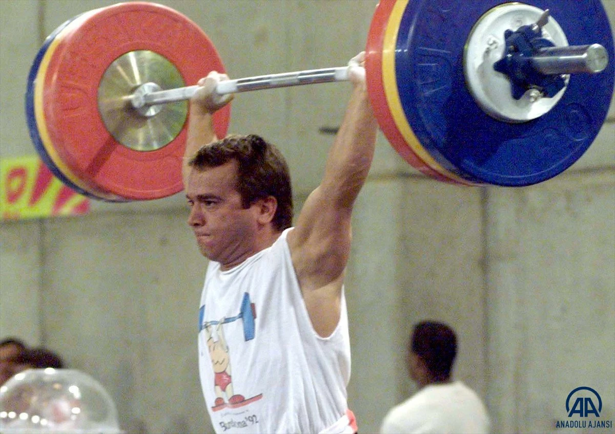 Naim Süleymanoğlu vefatının 4. yılında anılıyor