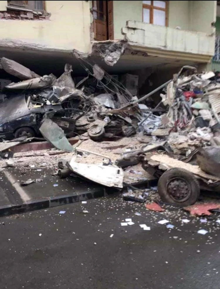 Manzara dehşete düşürdü: 2 ölü