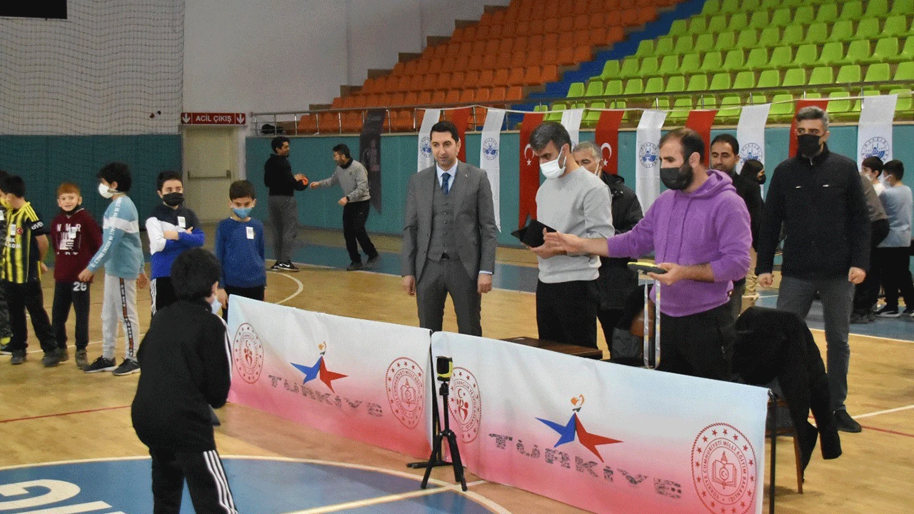 Elazığ’da başlatılan sportif yetenek taramalarında hedef 20 bin genç