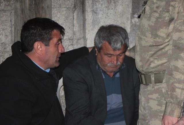 Şehit Uzman Onbaşı Zinnur Ezim'in Osmaniye’deki evinde büyük acı