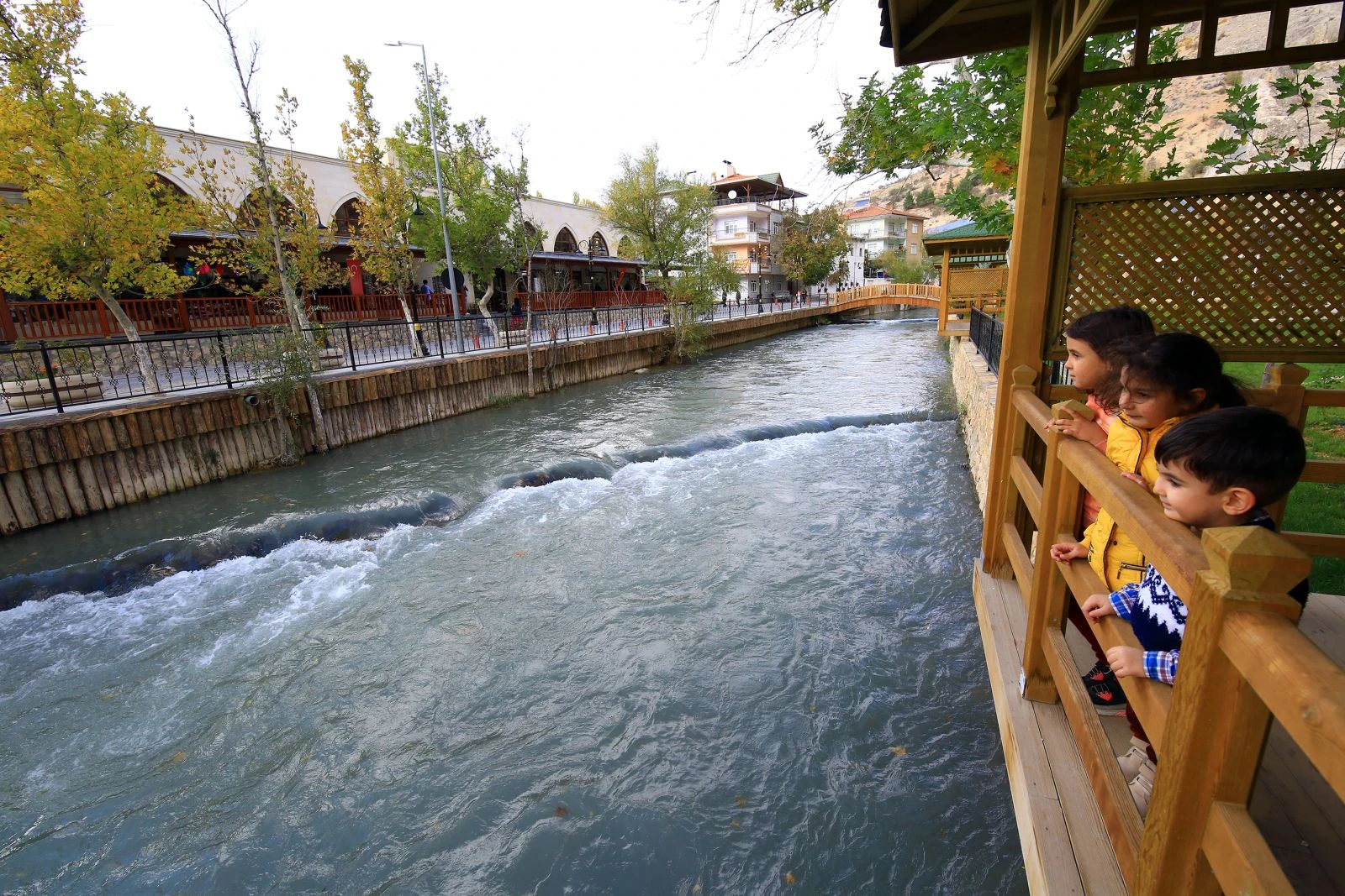 Sonbaharda inanç ve doğa turizminin mola noktası 'Darende'