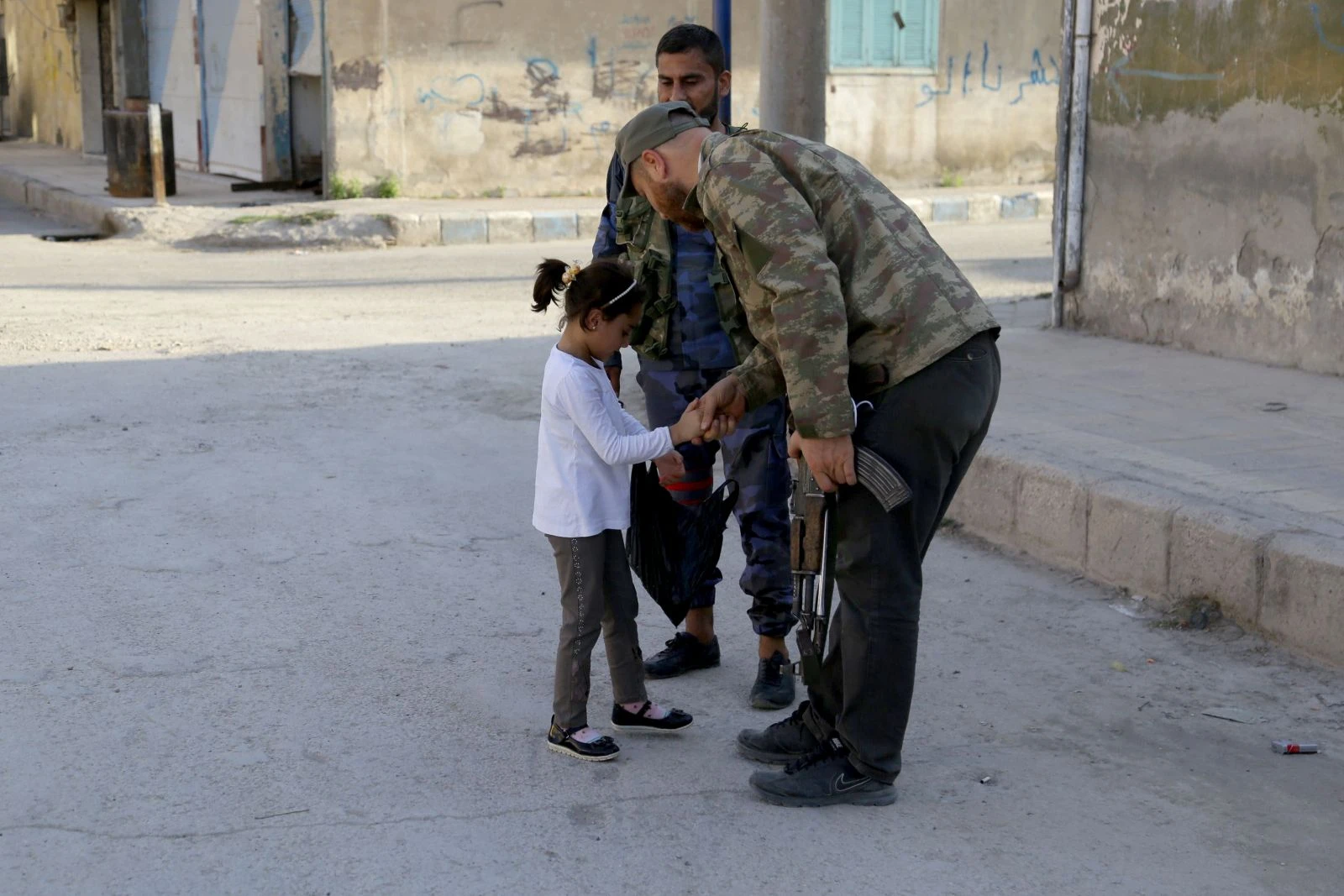 Suriye Milli Ordusu askerinin memlekete dönüş sevinci