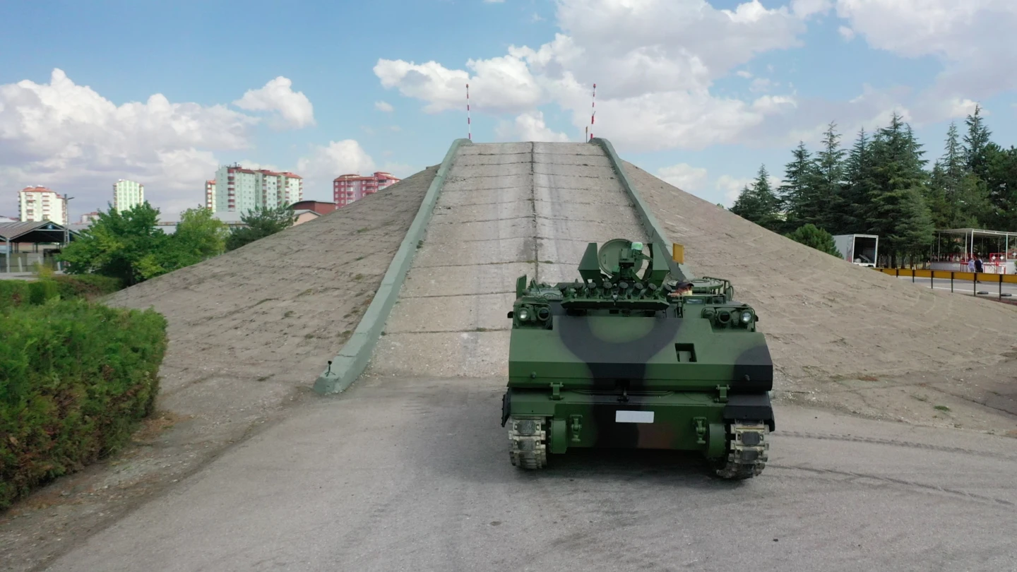 Türkiye zırhlı muharebe araçlarını güçlendiriyor