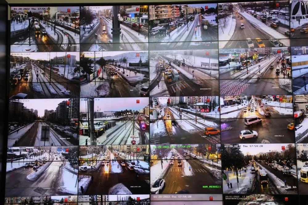 Gaziantep'te ikinci dalga! Belediye başkanları toplandı