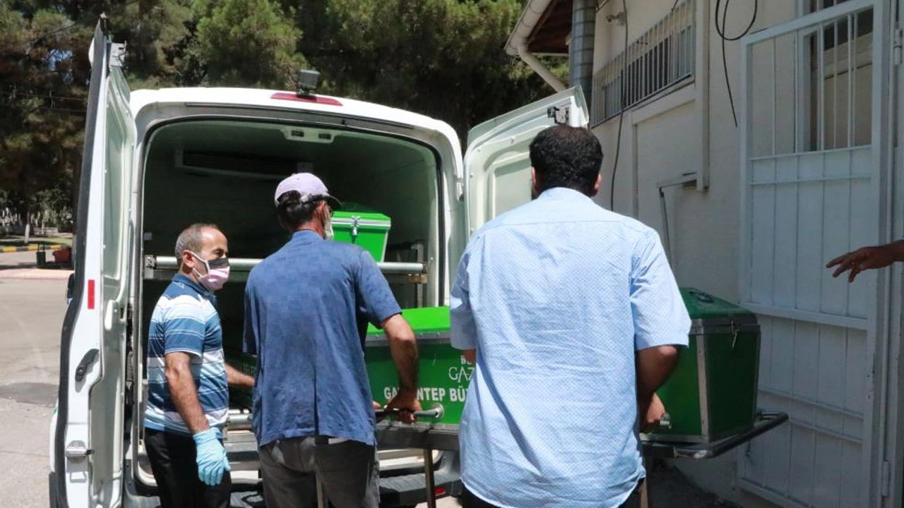 Oğlu tarafından defalarca bıçaklanan babadan acı haber