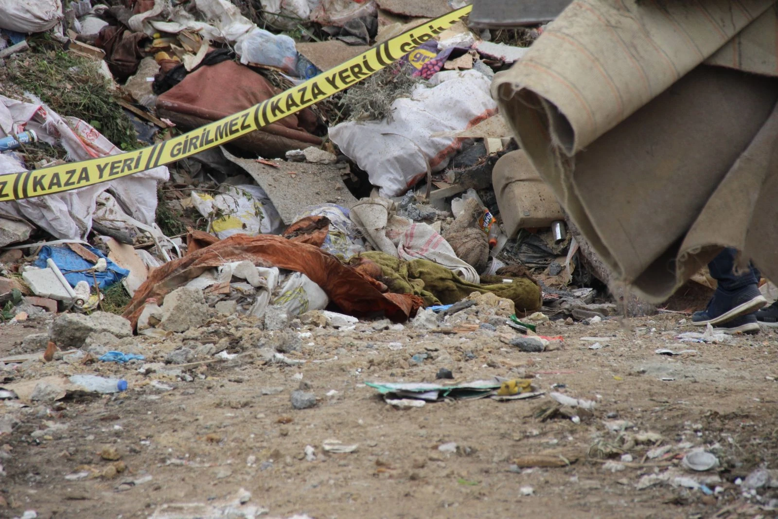 18 yıl önce işlenen cinayeti Korona virüs temizliği ortaya çıkardı