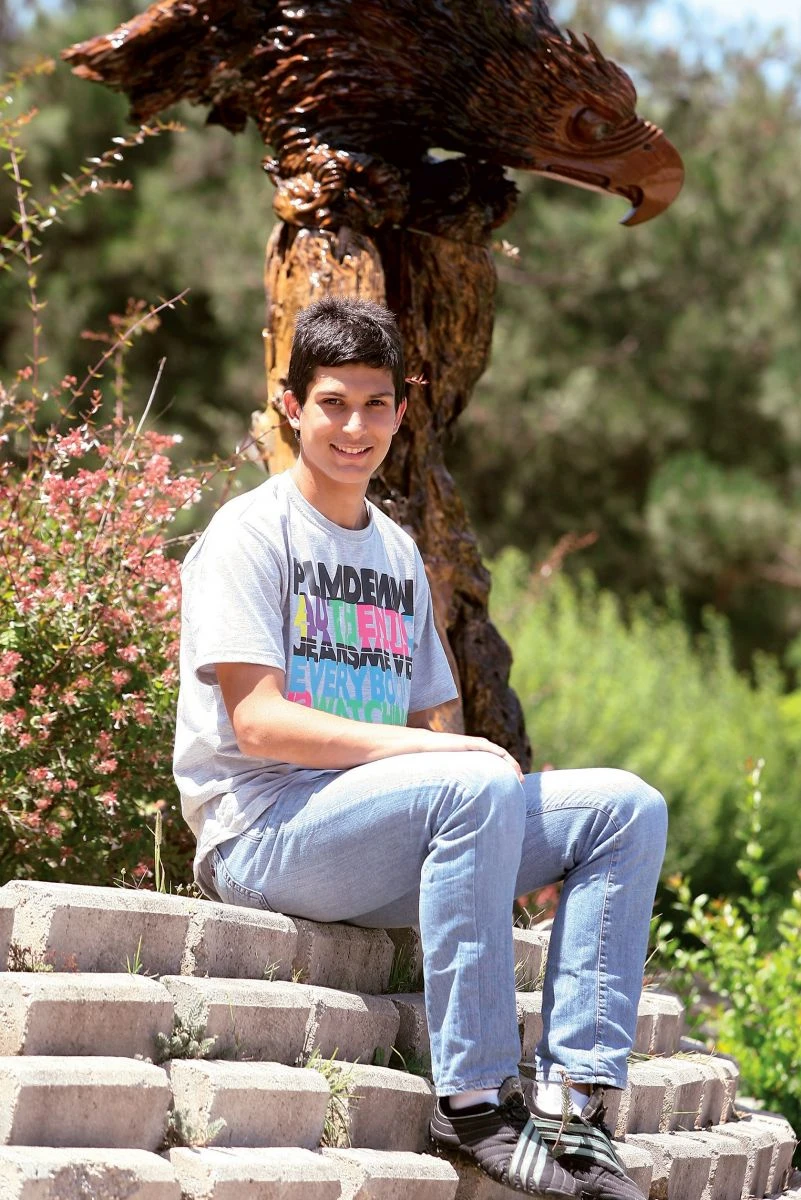 Necip Uysal: Futbolu Beşiktaş'ta bırakmak istiyorum