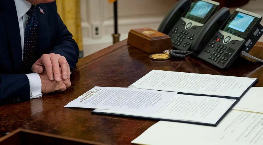 Trump, sosyal medya kararnamesini imzaladı