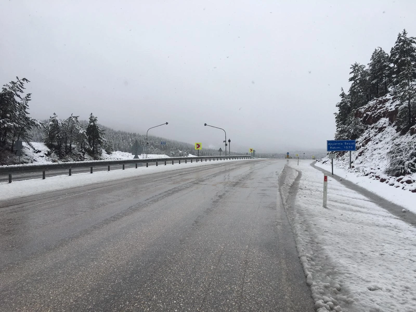 Başkent'te 29 mayıs 2020'de kar sürprizi: Ankara'nın yüksekleri beyaza büründü