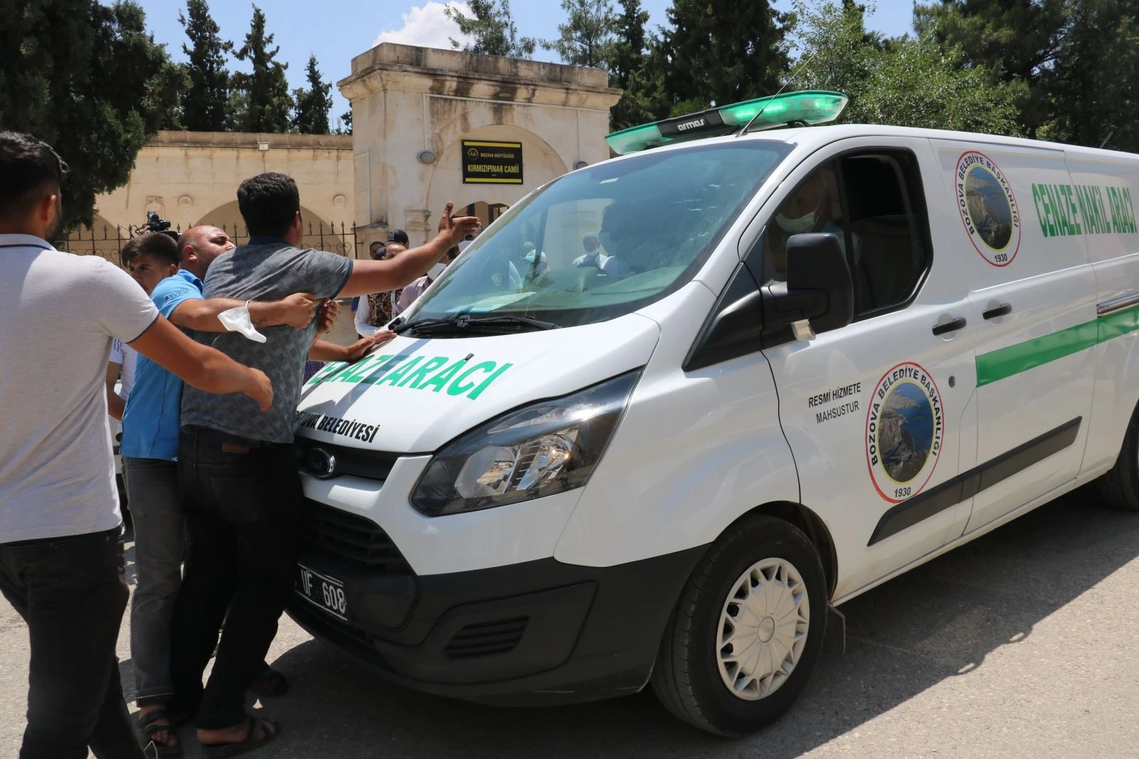 Kızılırmak'ta boğulan 3 çocuğun cenazeleri defnedildi