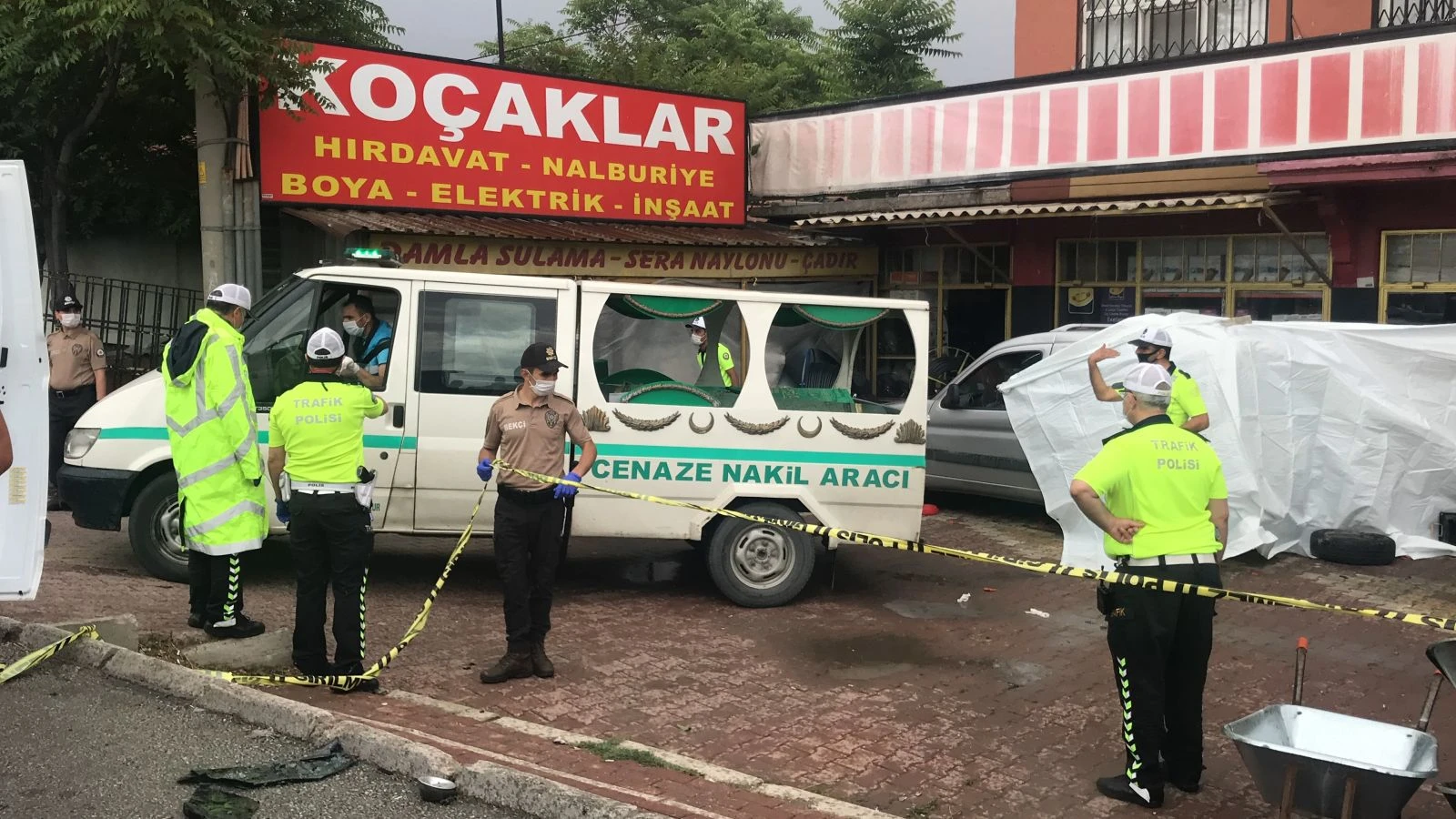 Kanserden değil, trafik kazasından öldü