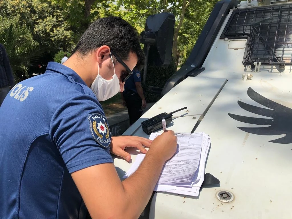 Maske takmayanlara ceza yağdı