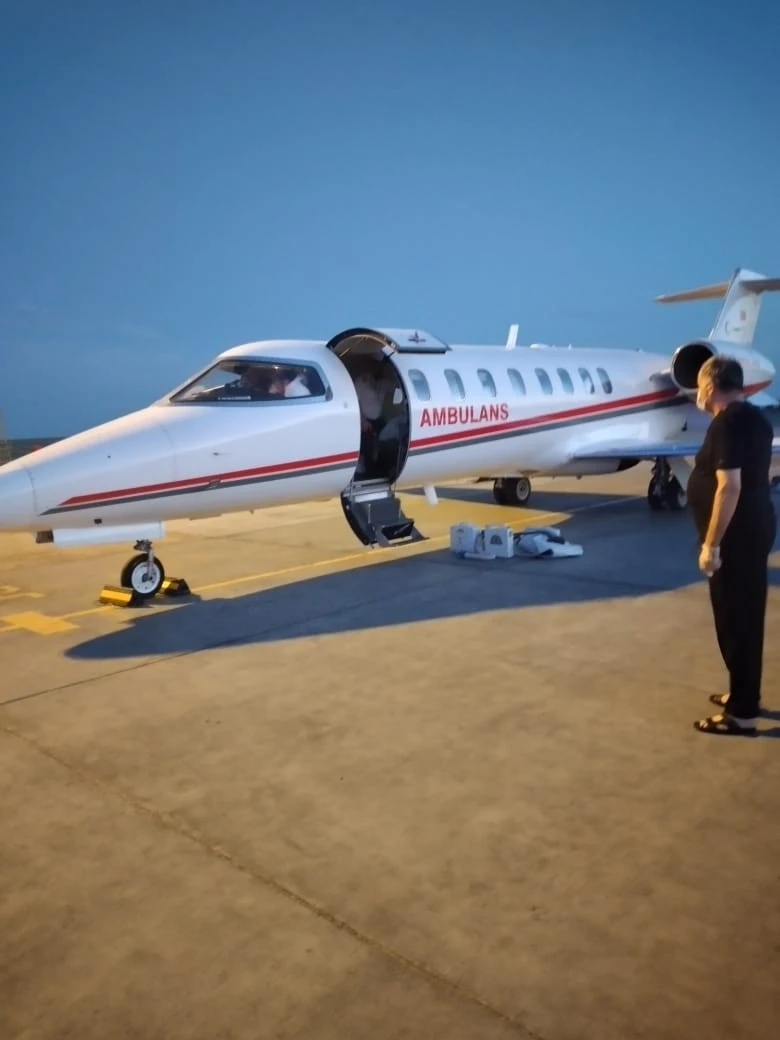 Kazakistan'da Covid-19'a yakalanan Türk vatandaşı Türkiye'ye getirildi