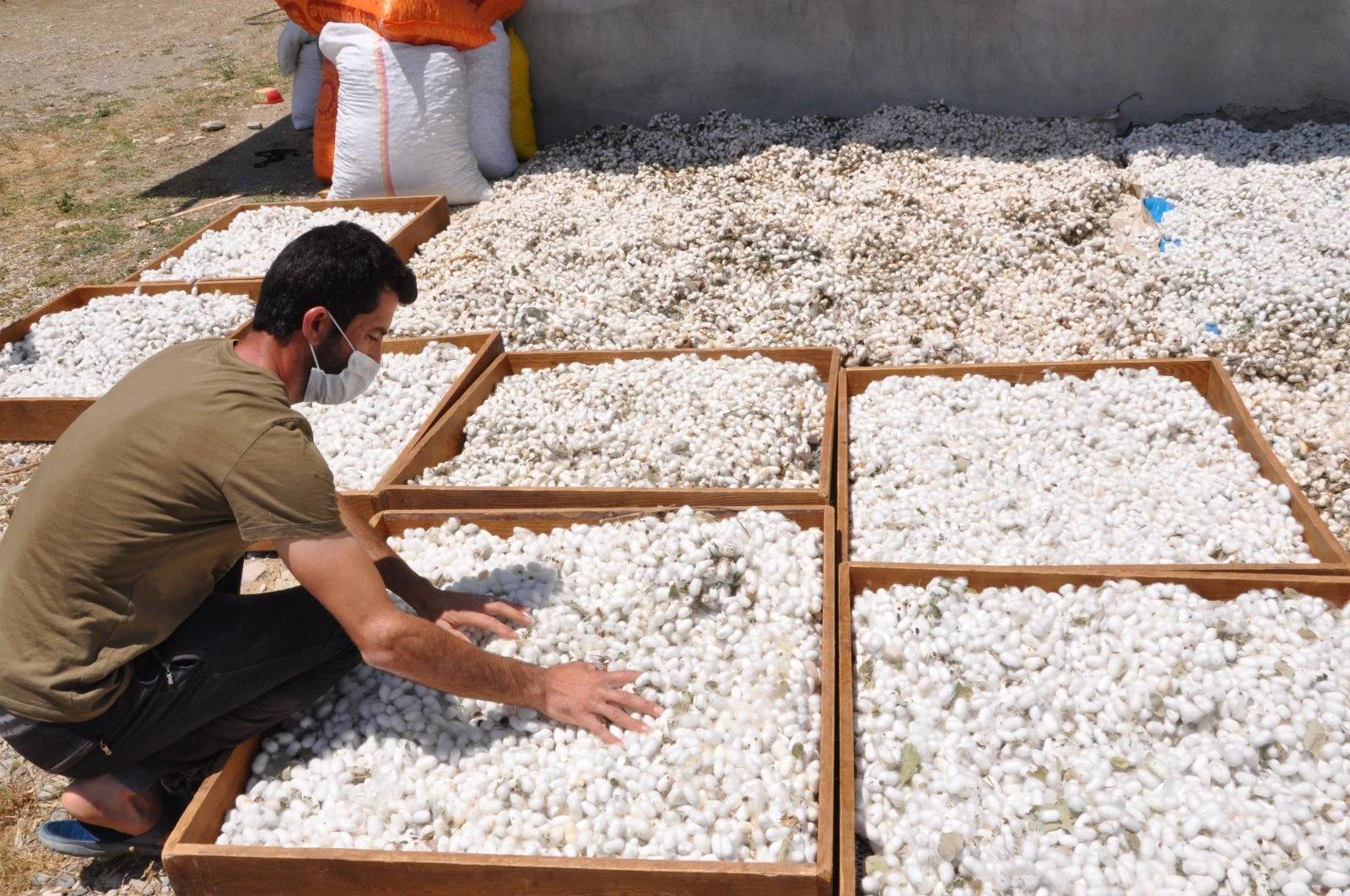 Bir ayda 400 bin lira kazanç sağladılar