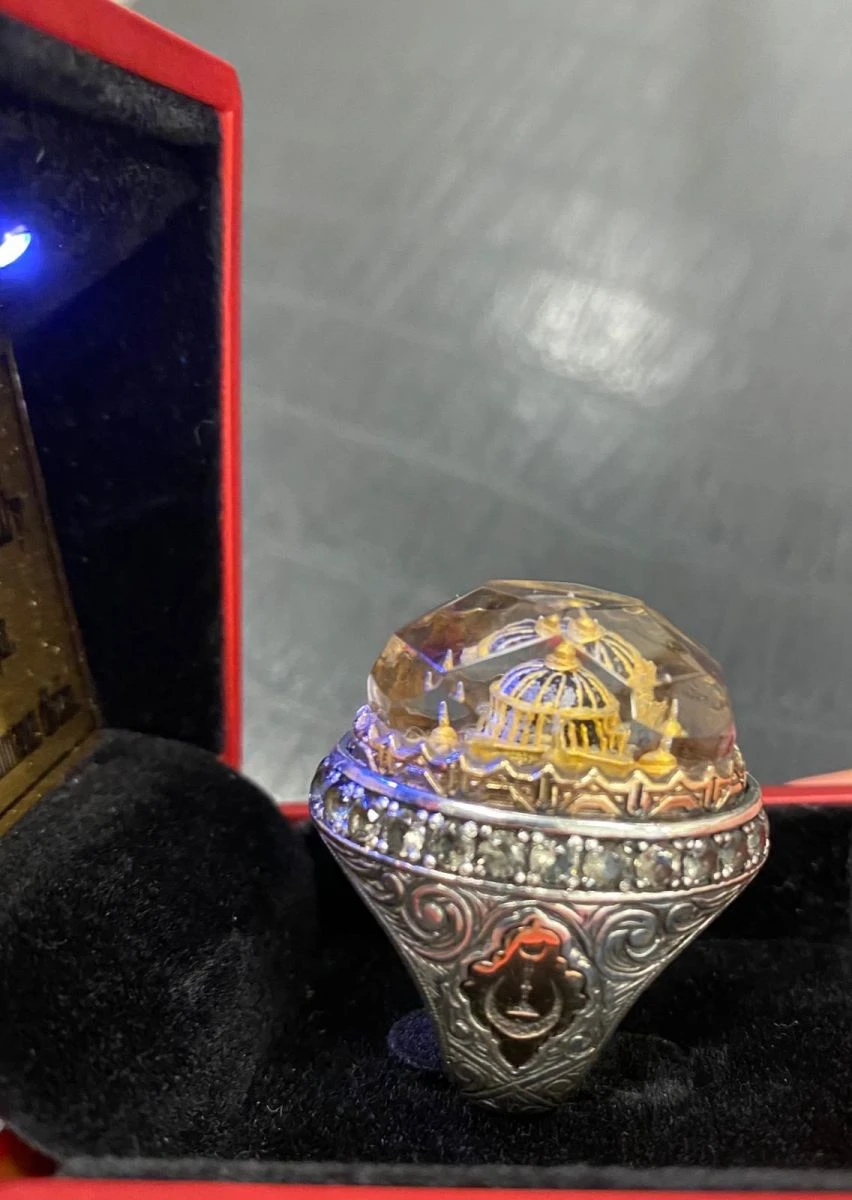 Devlet Bahçeli Ayasofya Yüzüğü