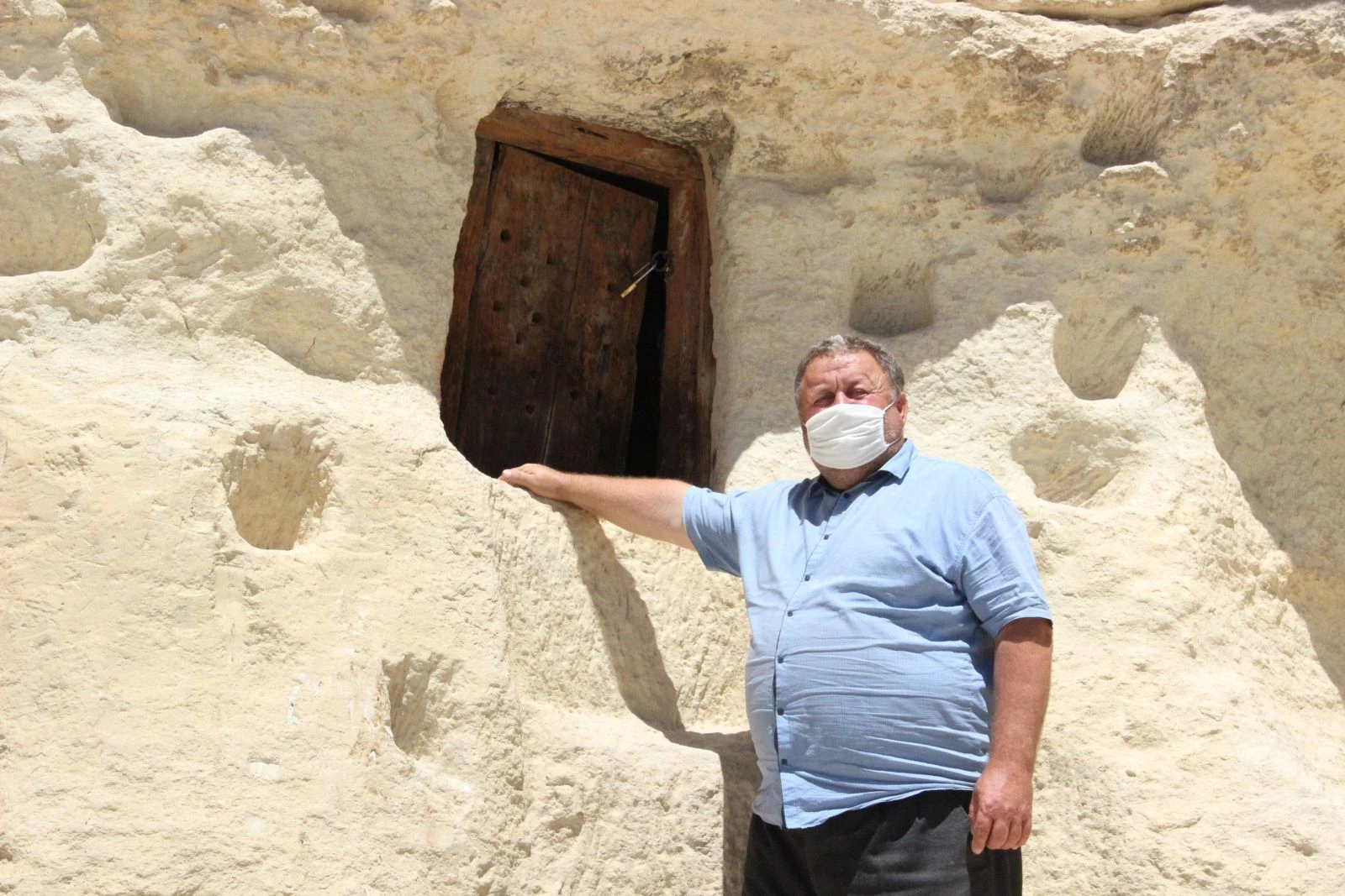 Tarihi ambarlar hala doğallığını koruyor