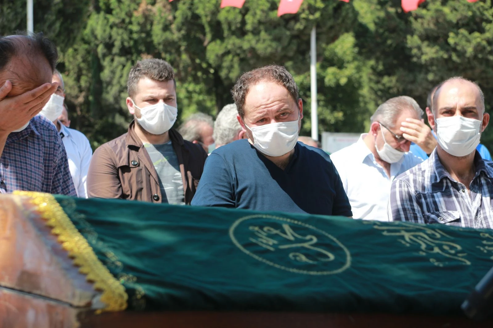 Balkondan düşen bebek 17 günlük yaşam savaşını kaybetti