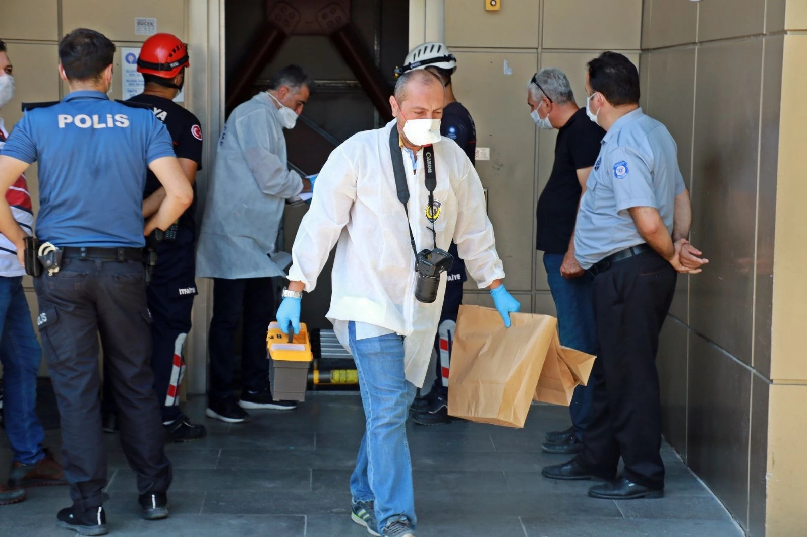 Cesedin kimliği parmak izi örneğinden tespit edildi