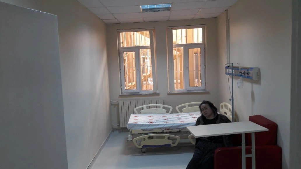 Adalet Teyze'nin evinden çıkmayan kalmadı