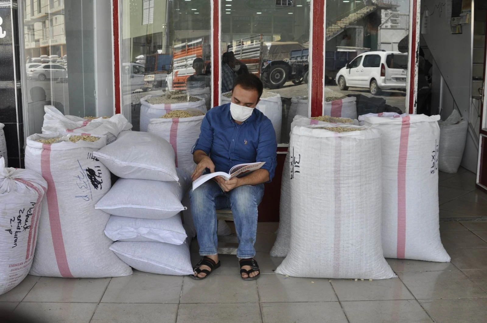 Çaycılık yaparak coğrafya bölümünü kazandı