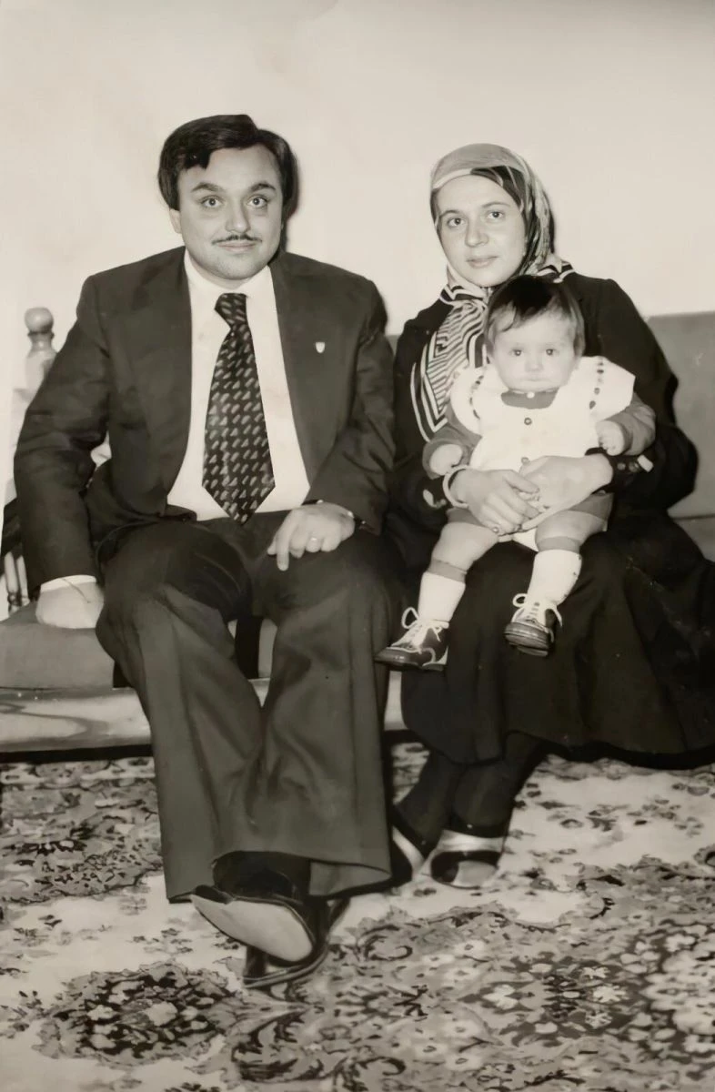 Bakan Selçuk'tan aile fotoğrafı paylaşımı