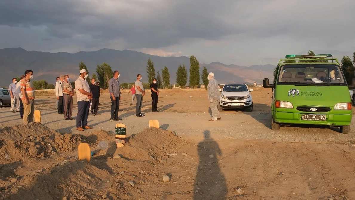 Covid-19’dan ölenlerin cenaze işlemleri böyle gerçekleştiriliyor