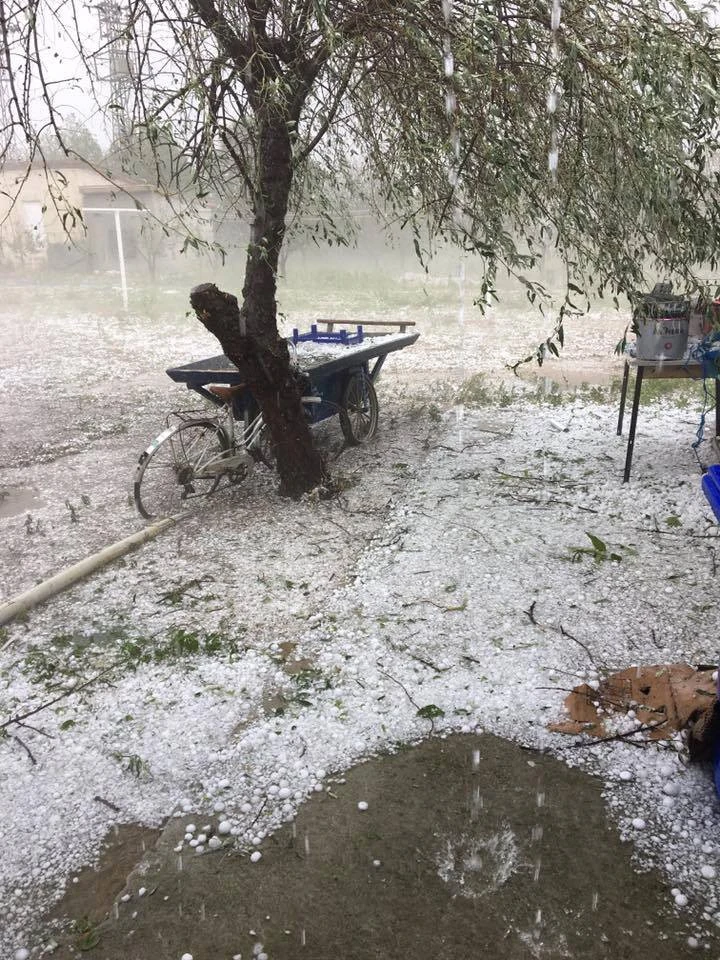 Kapıkule Sınır Kapısı bölgesinde dolu etkili oldu