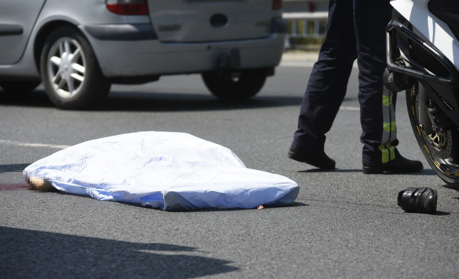 E5'te karşıdan karşıya geçmek istedi, öldü