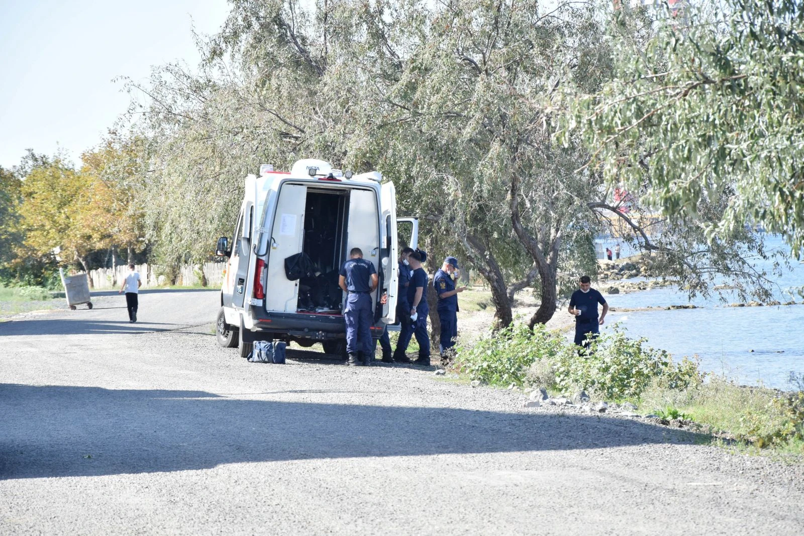 Denize düşen balıkçı boğuldu