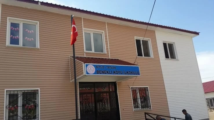 İlkokul ve ortaokul karantinaya alındı