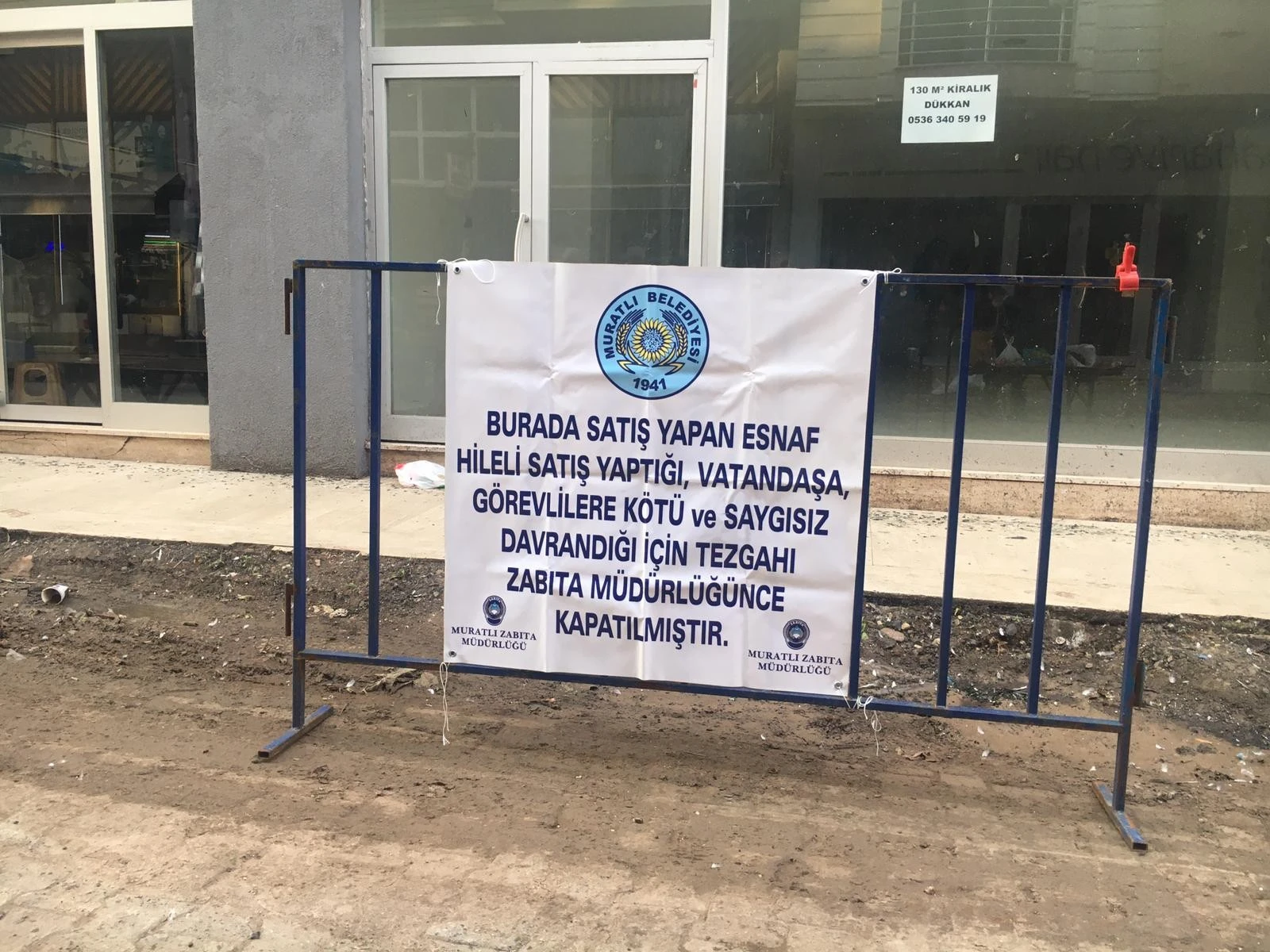 Hileli satış yapan pazarcının tezgahı kapatıldı