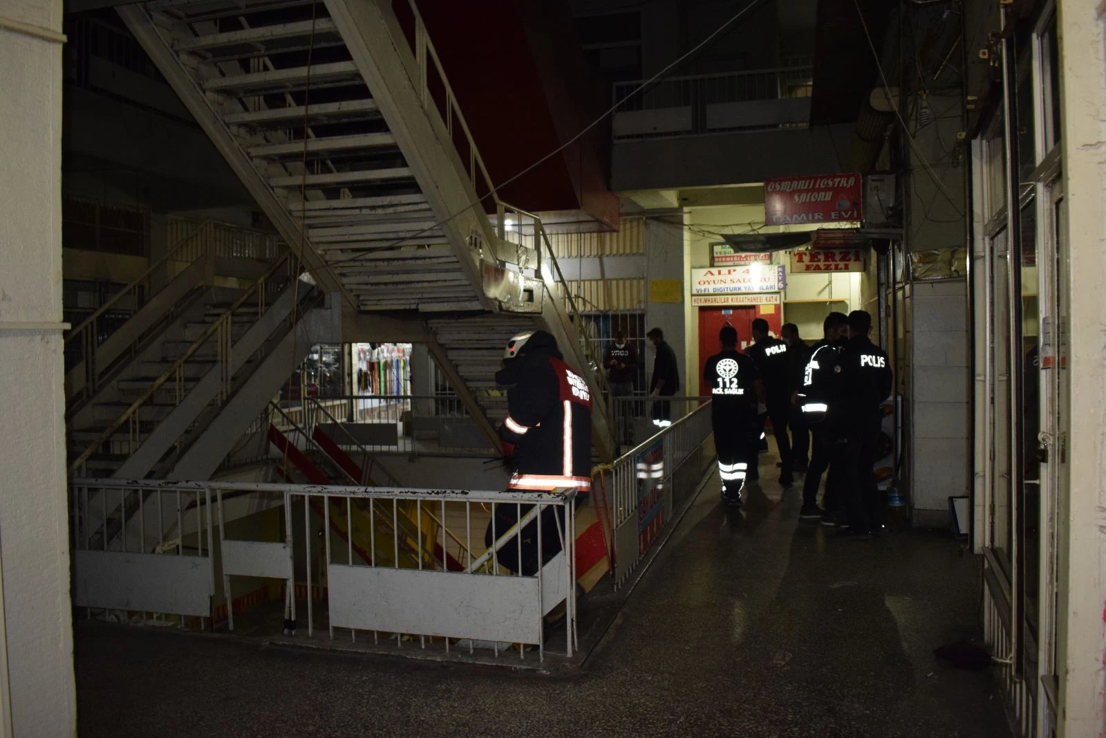 İntihar girişimi köftecide bitti