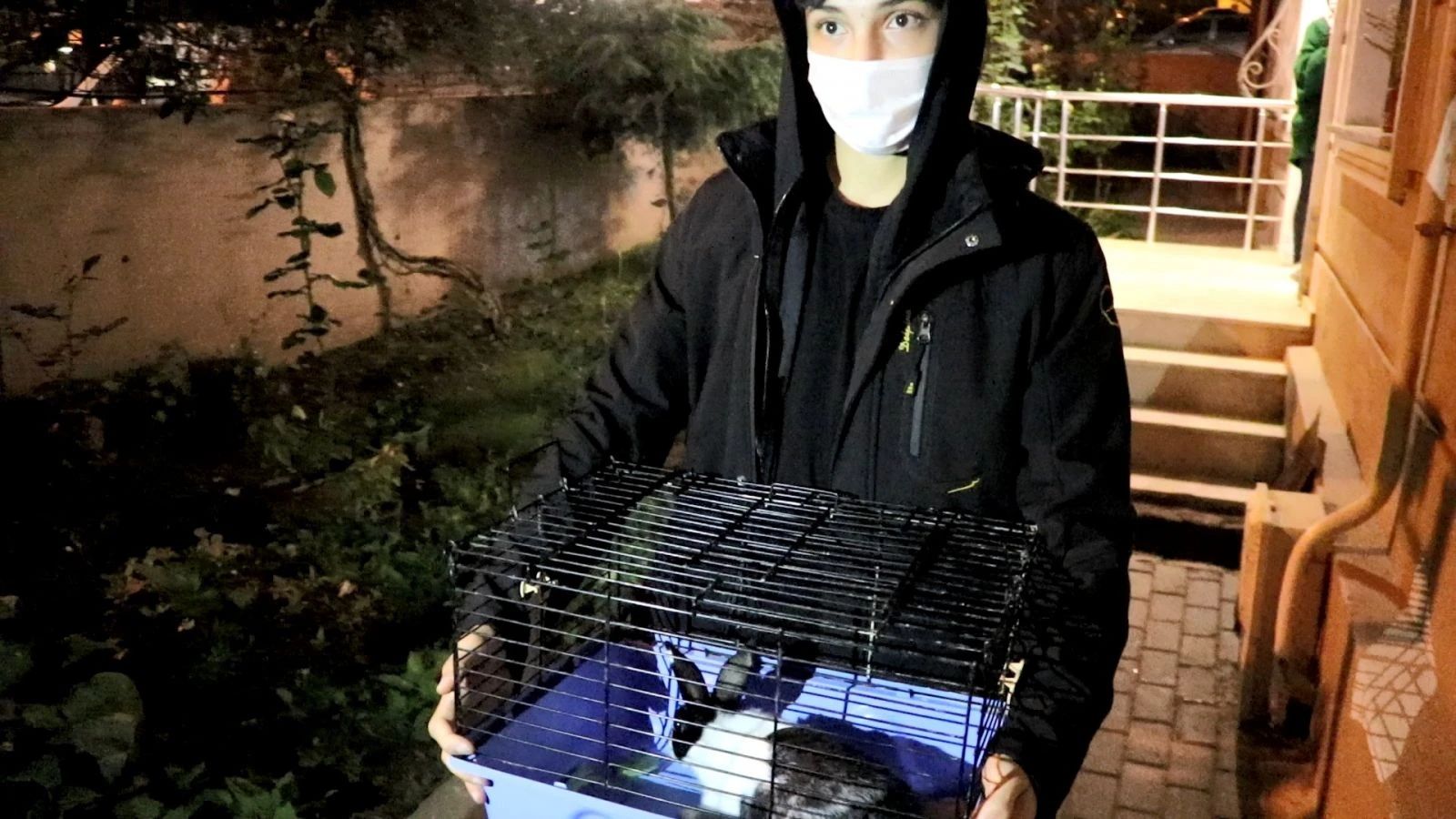 Doğalgaz hattı çatlayınca 80 daire sokağa döküldü