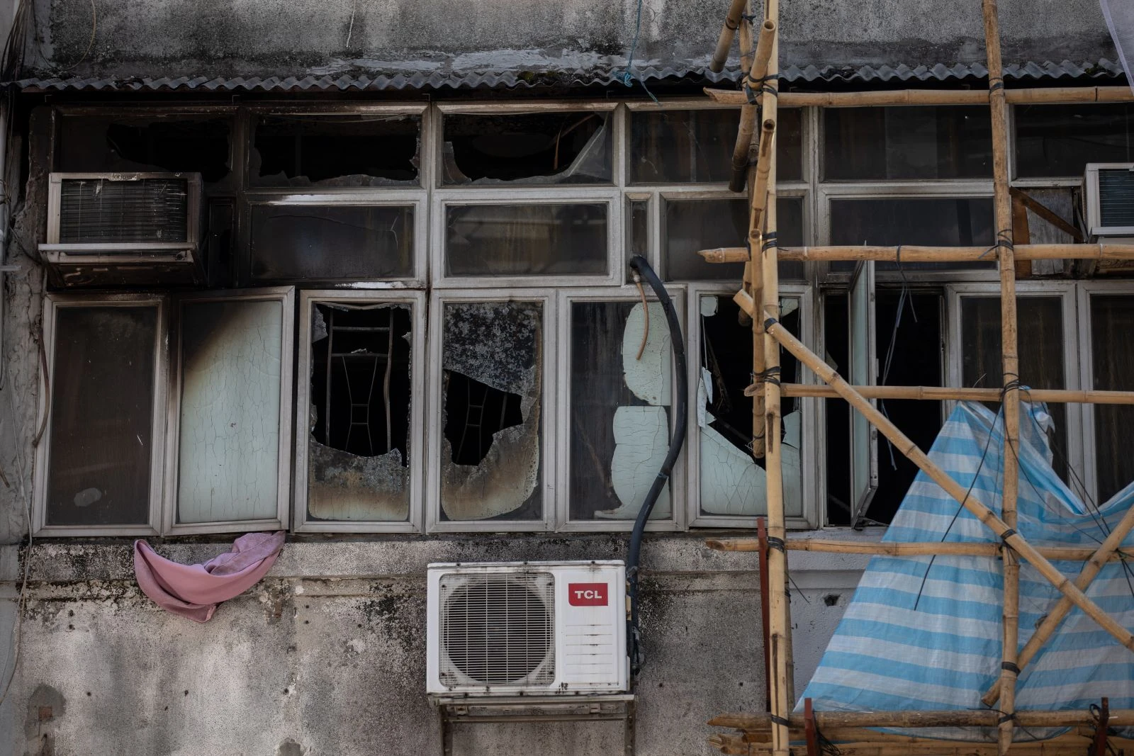 Hong Kong’da ev yangını: 7 ölü