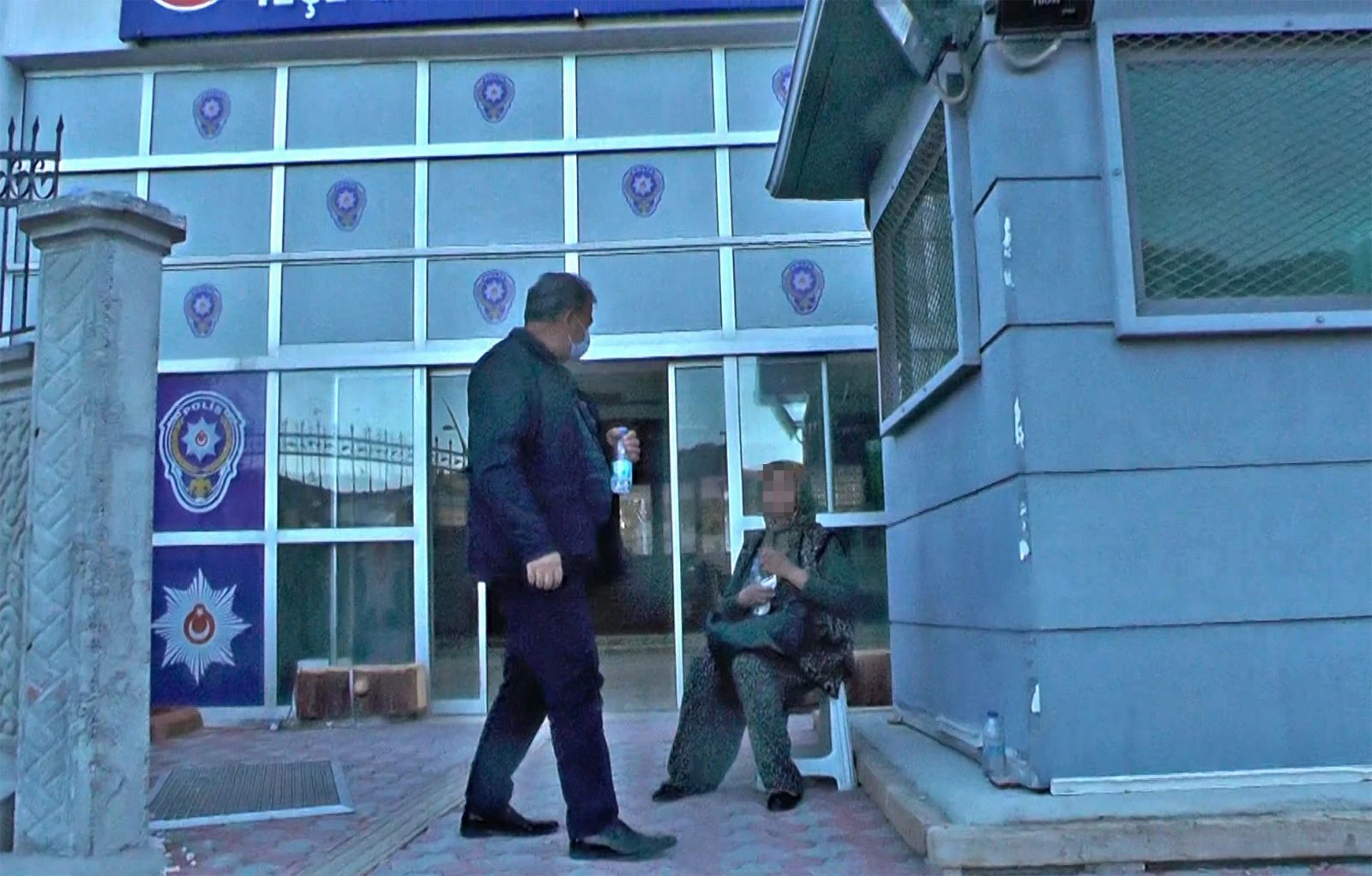 Genç kadının ‘gasp edildim’ yalanını polis yakaladı