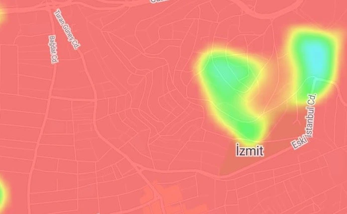 Kısıtlama biter bitmez Kocaeli halkı kendini sokağa attı