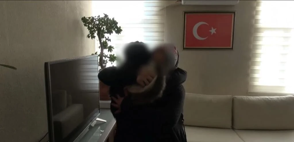 Teslim olan terörist ailesi ile buluştu