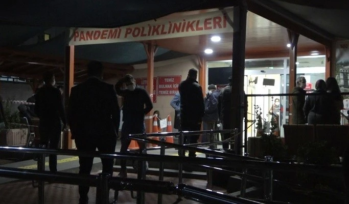 Korona testi için hastanede yoğunluk oluştu