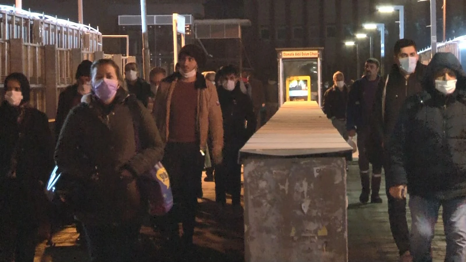 2021’in ilk iş gününde İstanbul’da hareketlilik başladı