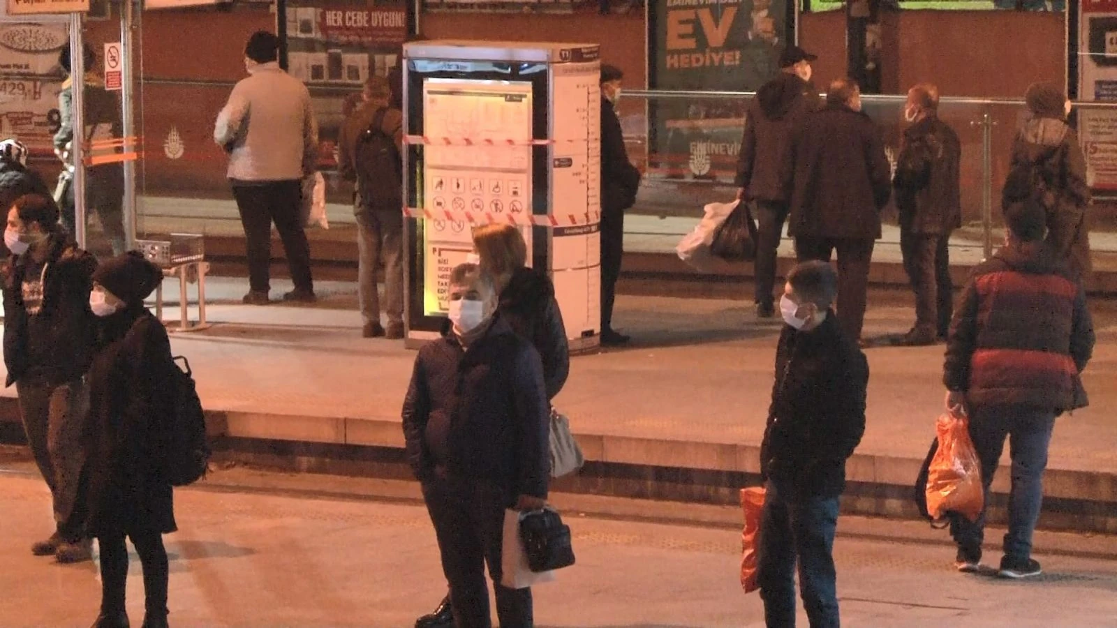 2021’in ilk iş gününde İstanbul’da hareketlilik başladı