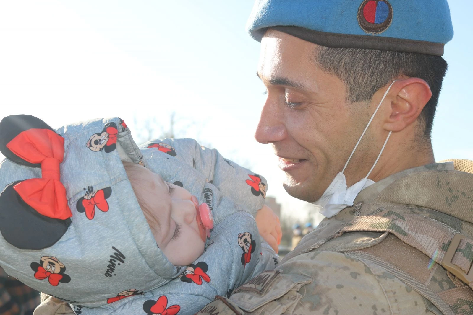 Mehmetçikler düğüne gider gibi Resulayn'a gitti