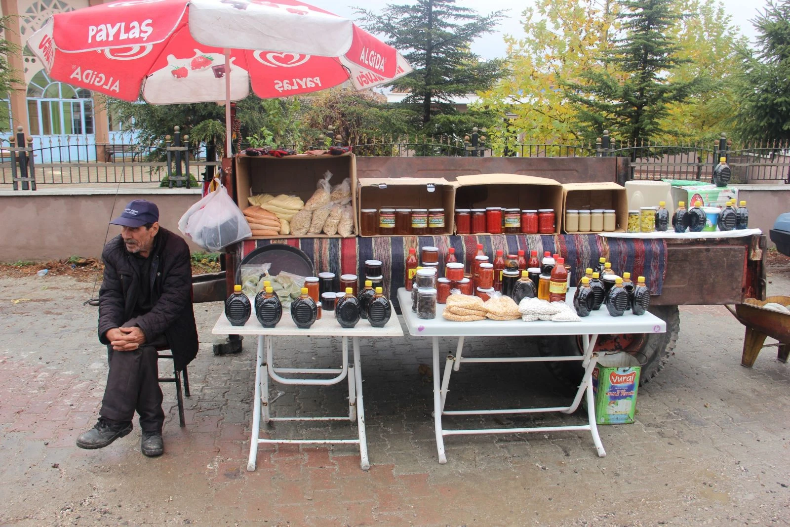 Poyralı'nın meşhur pancar pekmezinin yolculuğu