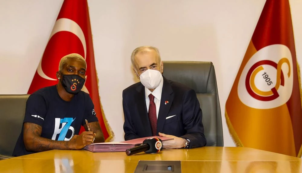 Galatasaray Onyekuru'yu kadrosuna kattı