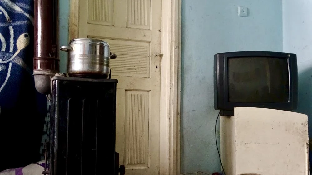 Savaştan kaçarken eşi kaybolan Afgan kadın, çocuklarıyla yaşam mücadelesi veriyor